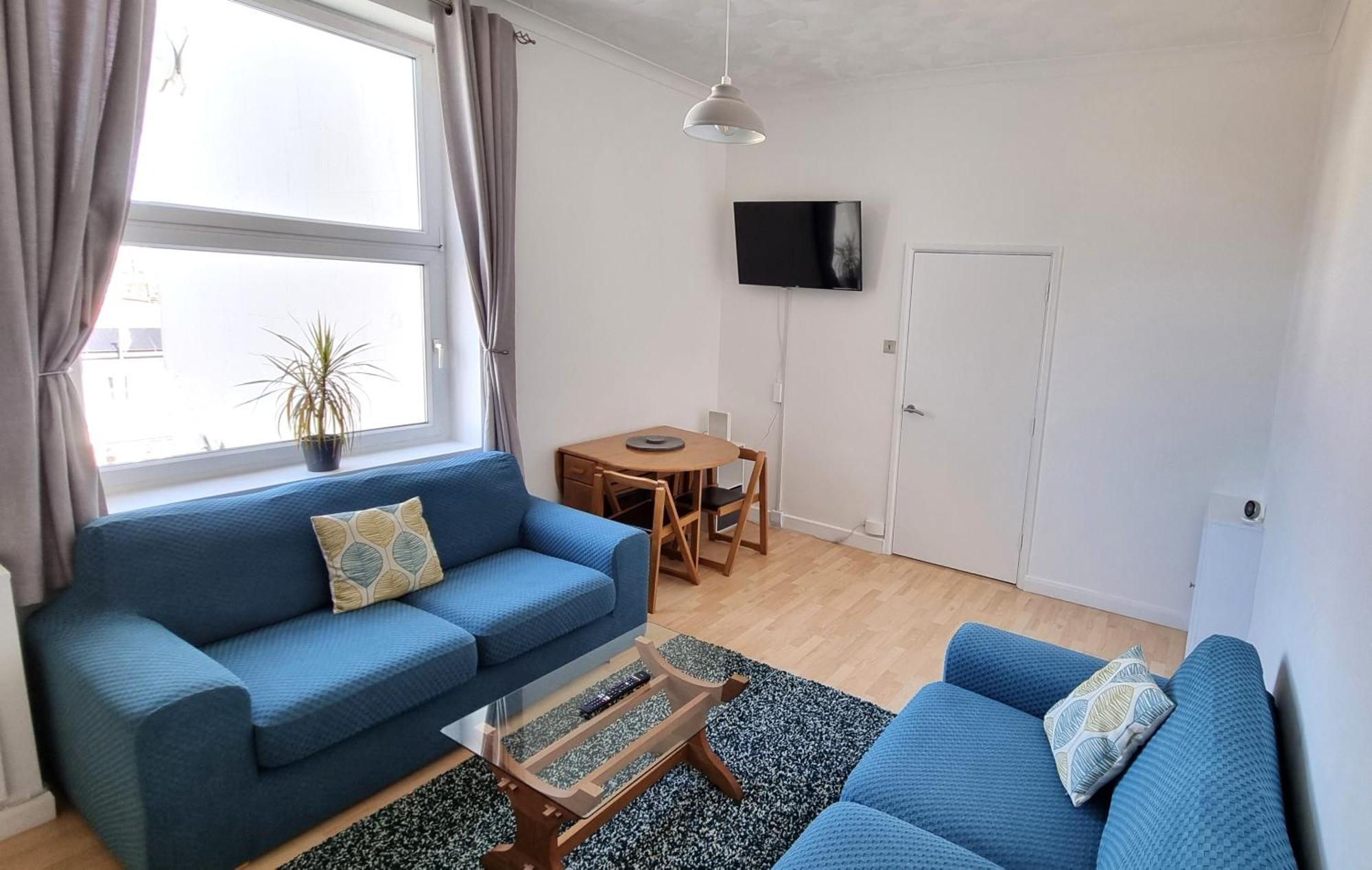 Southsea Escape - Coastal Holiday Apartment - 2 Double Bedrooms Portsmouth Bagian luar foto